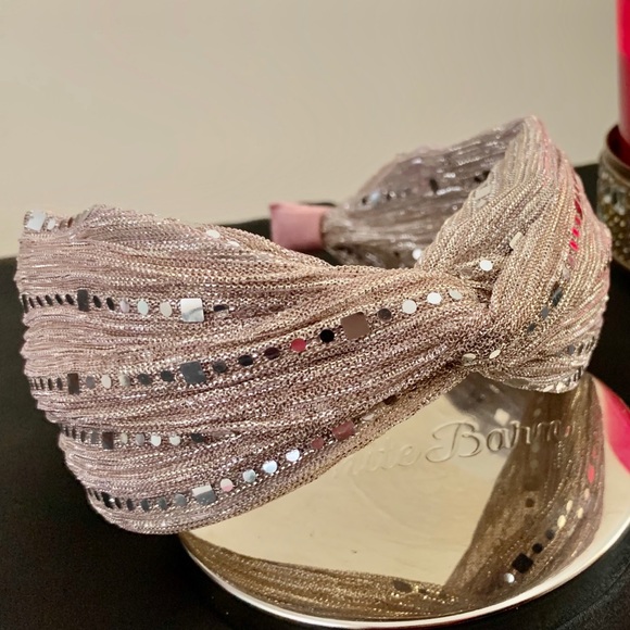 2 x $30 FROM NEWYORK TO PARIS IS ON EVERYONES HEAD - Picture 3 of 4